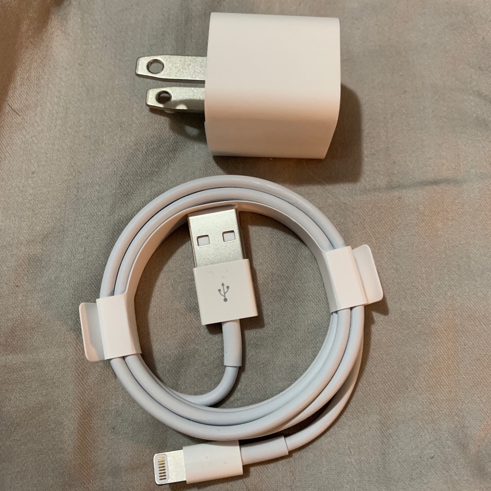 iPhone charge cable & box